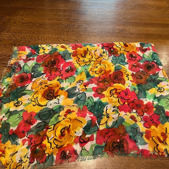 Floral Chanel Shawl/Scarf- 100% authentic - Picture 2 of 2